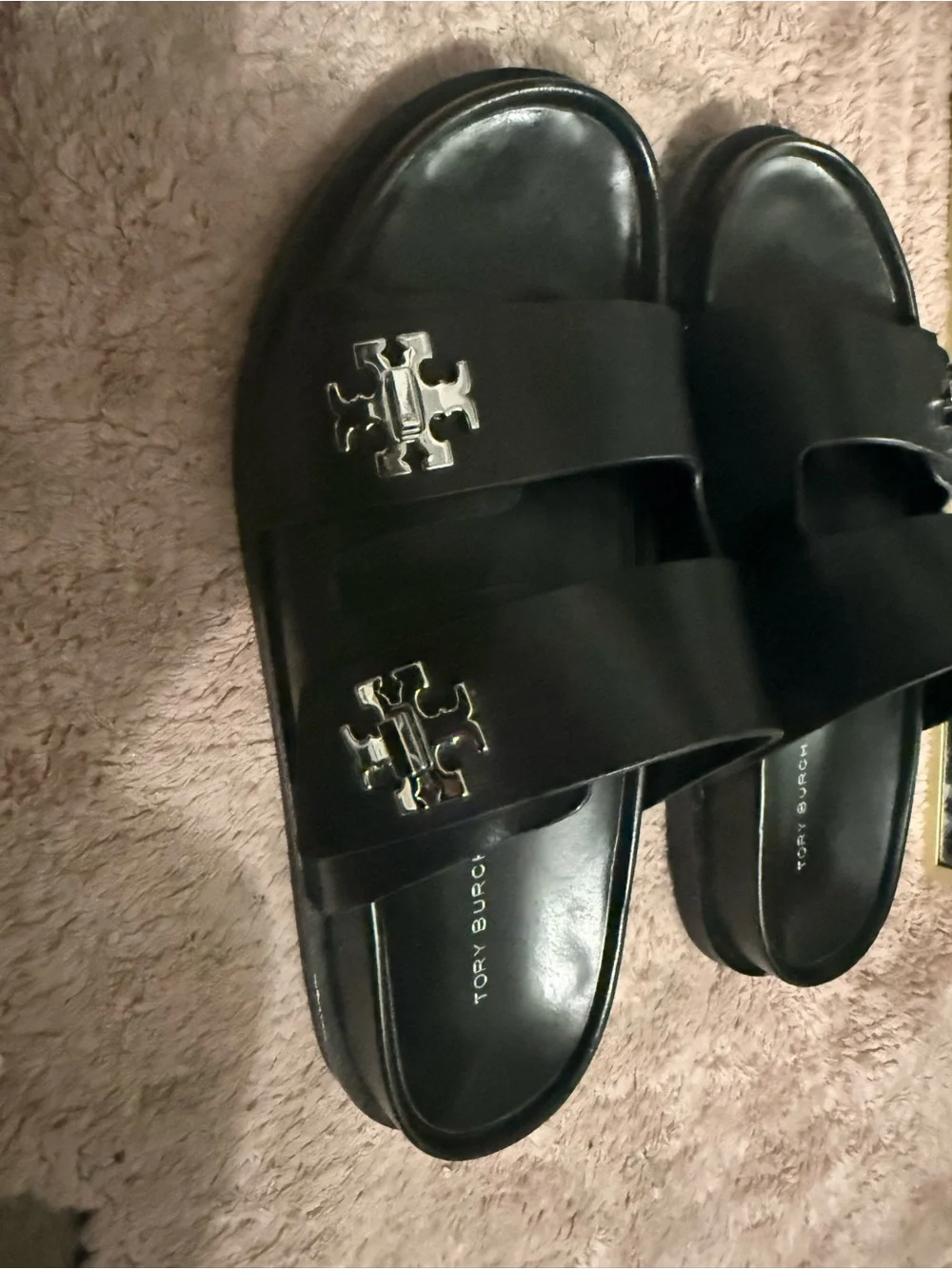Women flats
